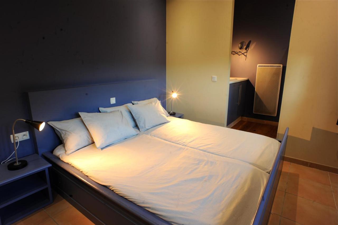 Bed and Breakfast La Papeterie De Corbes Экстерьер фото
